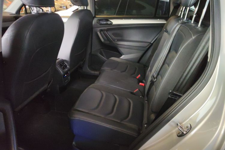 大众 途观L新能源 2019款 430PHEV 混动豪华版中控内饰21