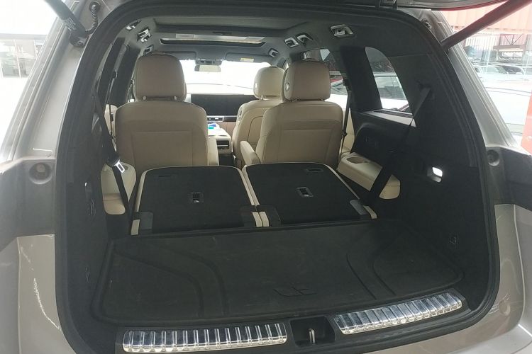 理想汽车 理想L9 2022款 Max中控内饰23