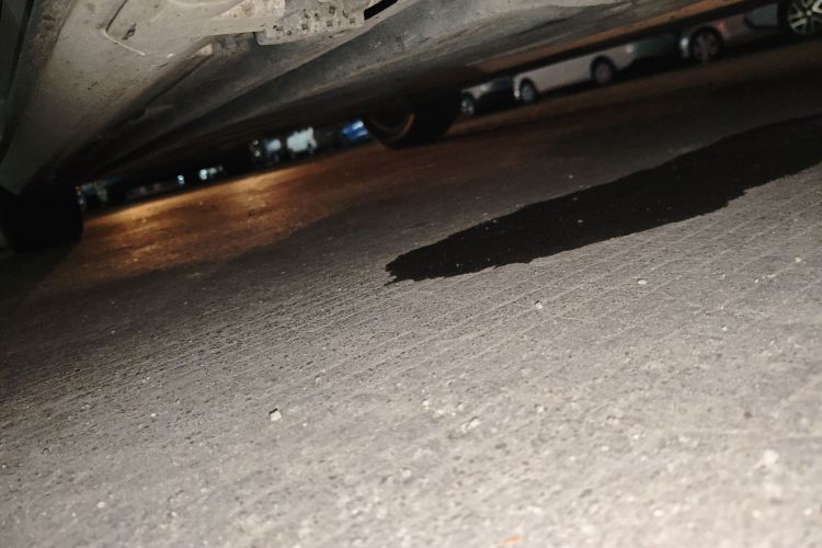 奔驰C级 2018款 C 200 L 运动版局部细节9001