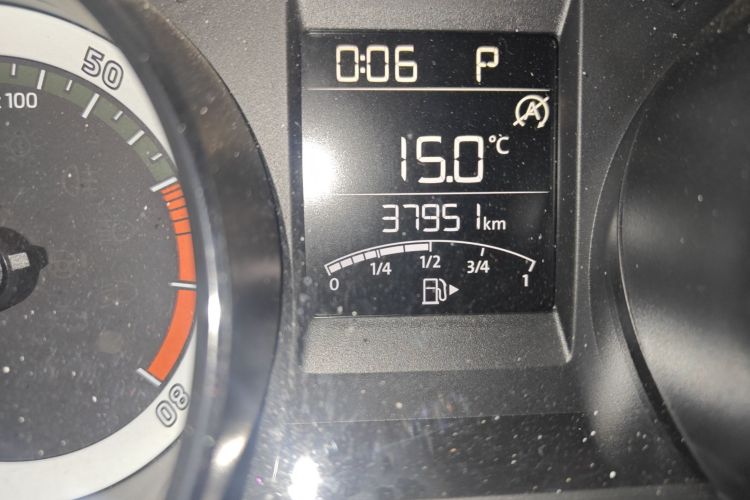 斯柯达 柯米克 2018款 1.5L 自动舒适版 国V中控内饰15