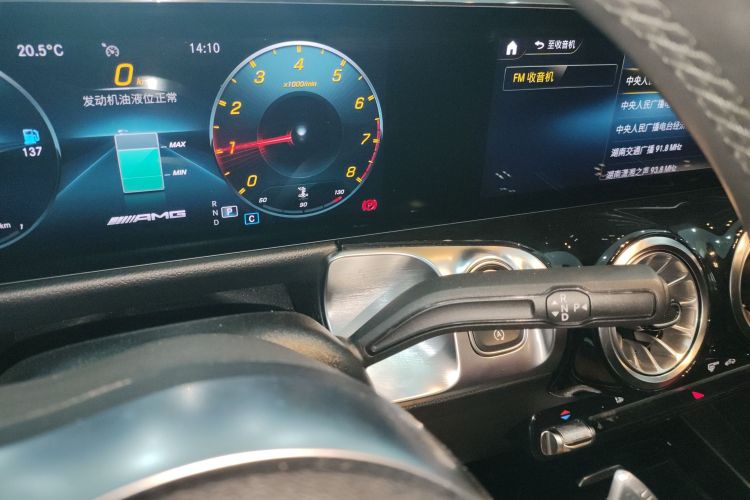 奔驰GLB AMG 2021款 改款 AMG GLB 35 4MATIC局部细节18