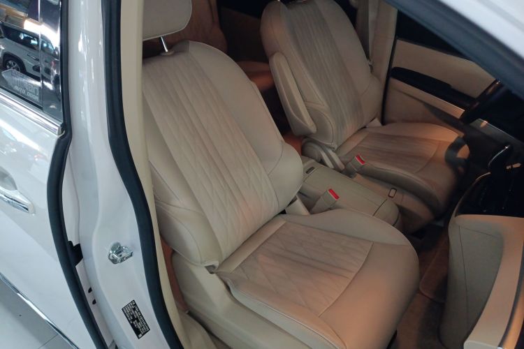 别克GL8 2023款 改款 陆上公务舱 豪华型局部细节41