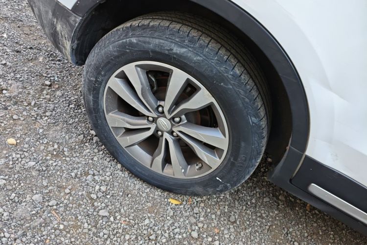 吉利汽车 博越 2016款 1.8TD 自动智慧型车身外观6008