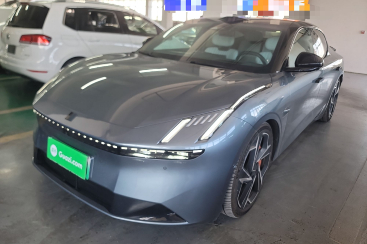 领克Z10 2024款 95kWh 702km四驱智驾Ultra车身外观1