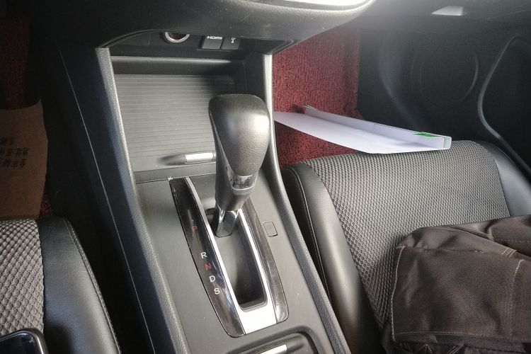 本田 杰德 2013款 1.8L 自动舒适版 5座中控内饰18