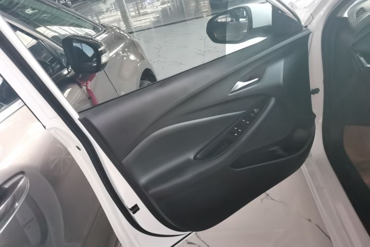 别克 威朗 2022款 Pro 532T 乐行版中控内饰47