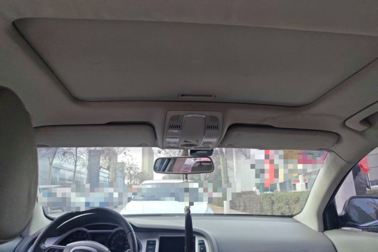 奥迪A6L 2011款 2.8 FSI 舒适型中控内饰22