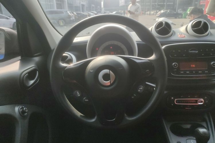 smart forfour 2018款 1.0L 52千瓦灵动版局部细节13