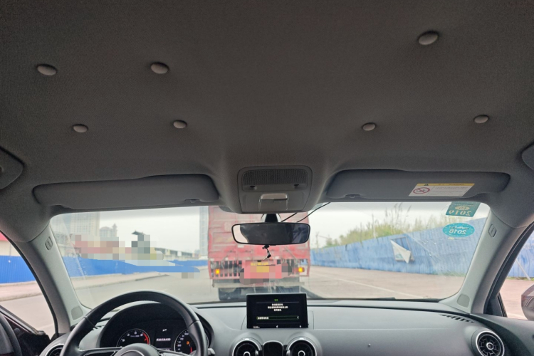 奥迪A3 2017款 Sportback 35 TFSI 进取型中控内饰22