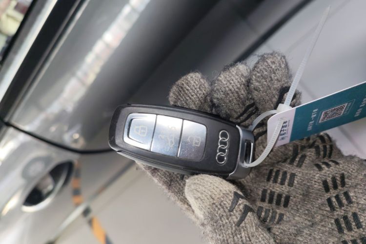 奥迪A6L 2019款 40 TFSI 豪华动感型中控内饰7001