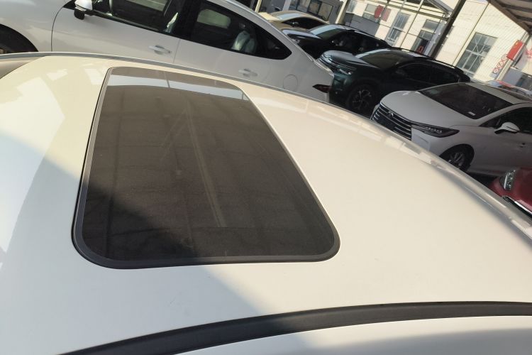 吉利汽车 帝豪 2019款 领军版 1.5L 手动向上互联型 国V局部细节57