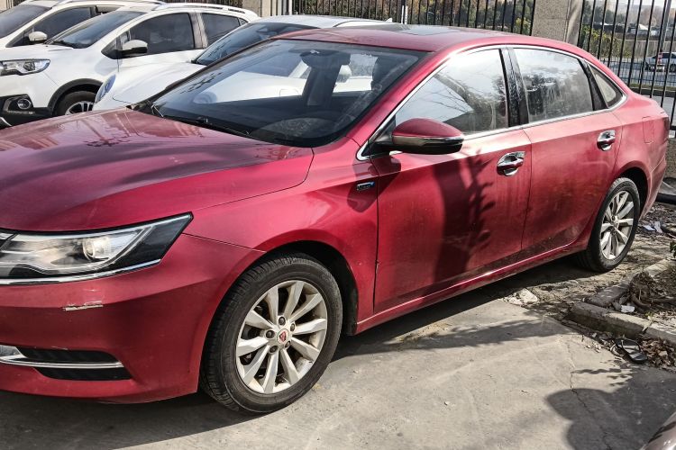 荣威i6 2017款 20T 自动旗舰版车身外观4