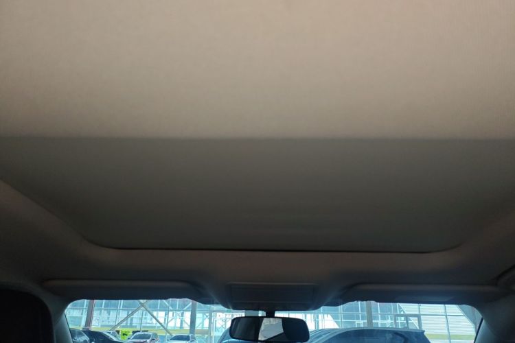 福特 福克斯 2022款 三厢 EcoBoost 180 自动竞速版中控内饰22