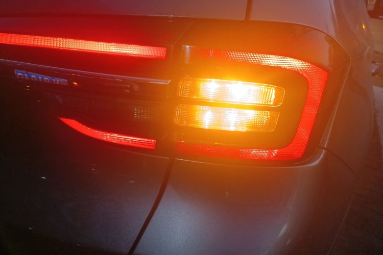 奇瑞 瑞虎5x 2021款 超级英雄版 1.5L CVT豪华型车身外观6006