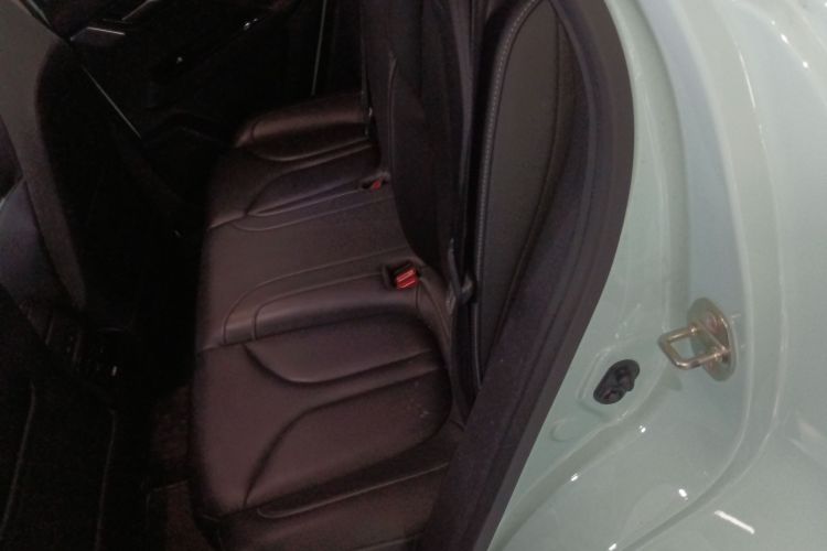 小鹏G3 2022款 G3i 460N中控内饰7004