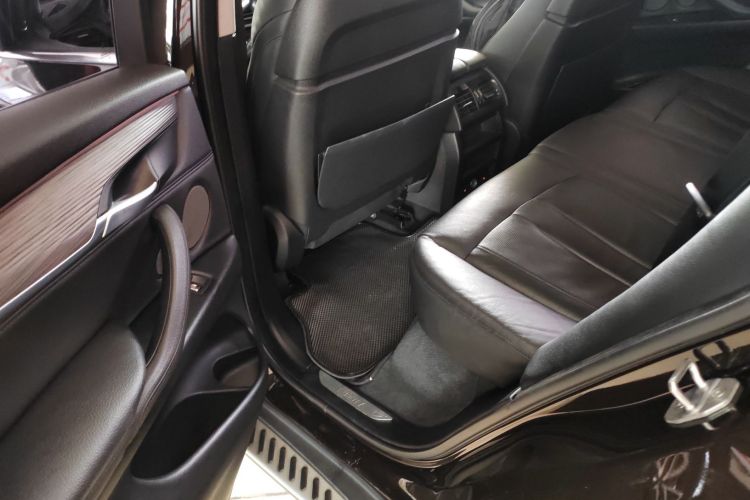 宝马X5(进口) 2014款 xDrive35i 典雅型中控内饰7004