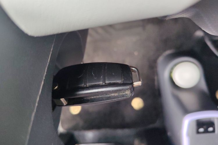 奇瑞 QQ冰淇淋 2022款 170km 圣代 磷酸铁锂中控内饰11