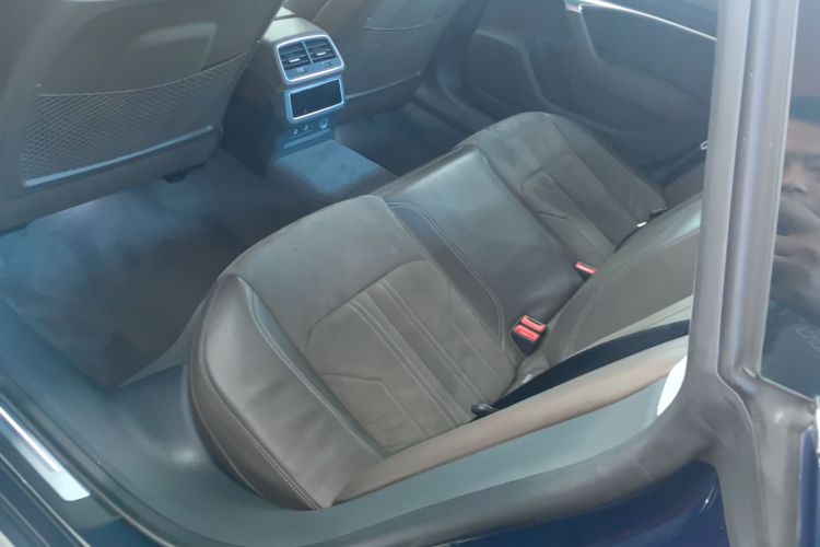 奥迪A7L 2022款 45 TFSI S-line 筑梦未来版中控内饰7004