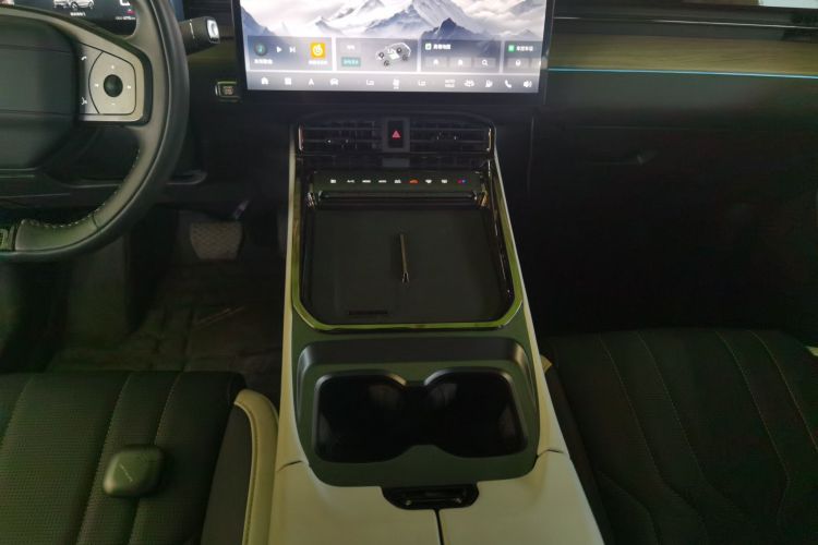 捷途山海L6 2024款 1.5TD DHT MAX中控内饰18