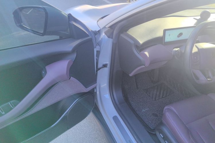 蔚来ET5 2022款 75kWh中控内饰7003