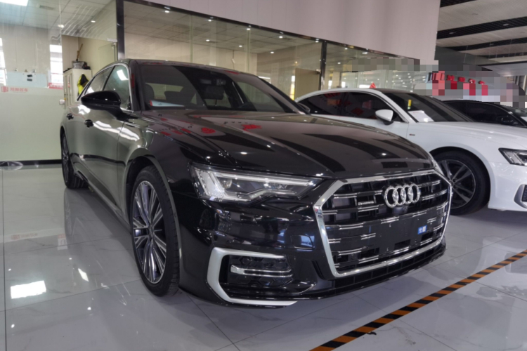 奥迪A6L 2024款 45 TFSI quattro 臻选动感型车身外观3