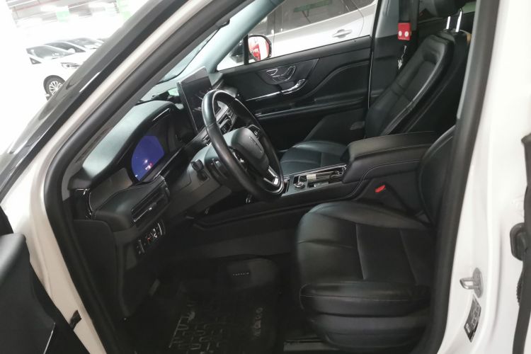 林肯 冒险家新能源 2021款 PHEV 四驱e享版中控内饰19