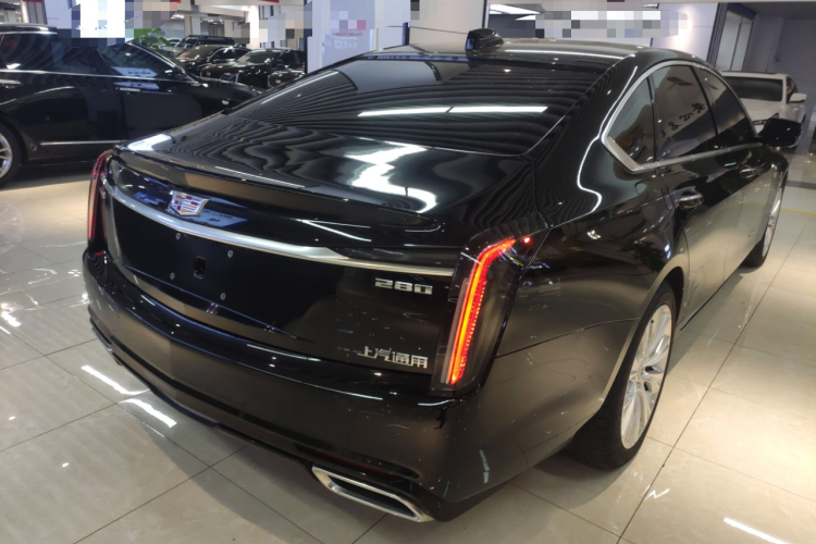 凯迪拉克CT6 2023款 28T 尊贵型车身外观7