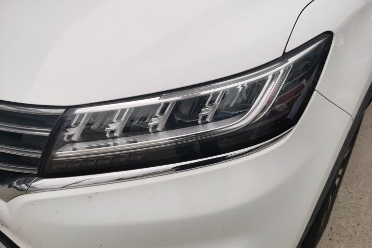 荣威RX5 2019款 20T 两驱自动4G互联铂金版局部细节36