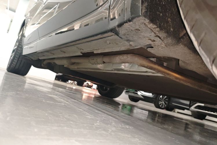 理想汽车 理想L9 2023款 Pro局部细节9001