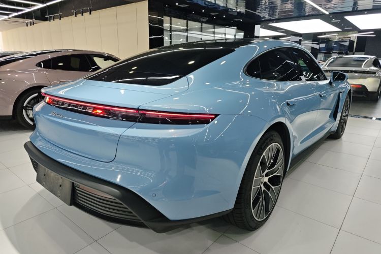 保时捷 2022款 改款 Taycan车身外观7