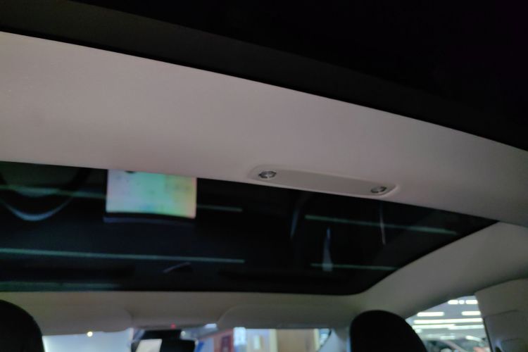 特斯拉 Model 3 2022款 后轮驱动版局部细节22