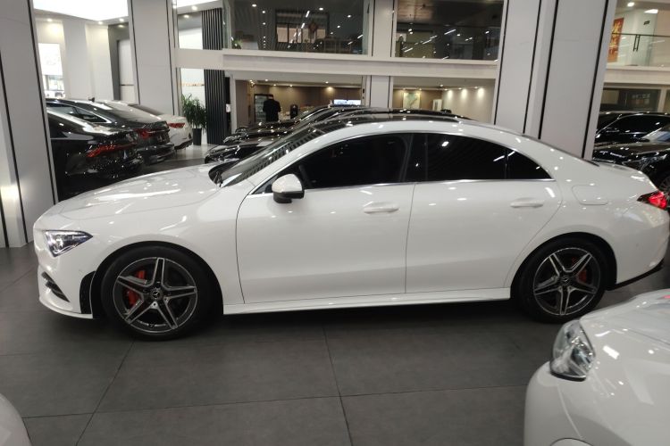 奔驰CLA 2023款 CLA 200车身外观4
