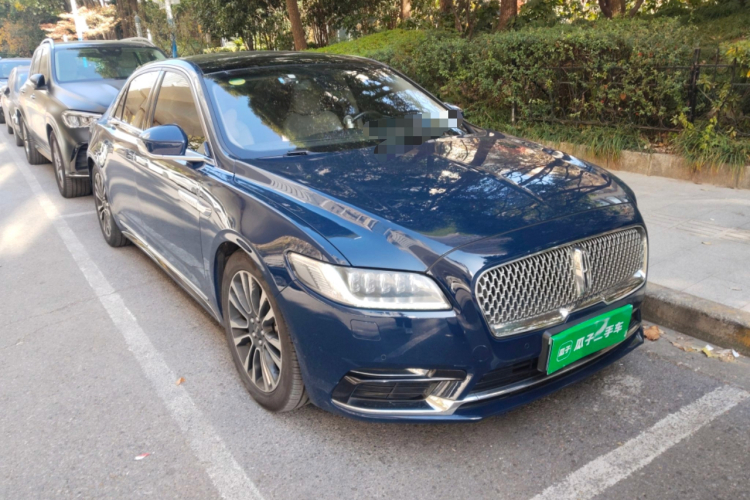 林肯大陆 2018款 3.0T 四驱尊耀版车身外观3