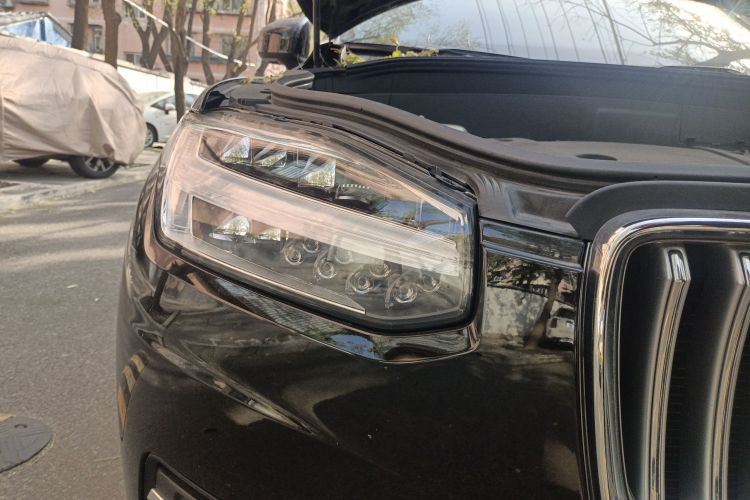 沃尔沃XC90 2023款 B6 智逸豪华版 7座车身外观8