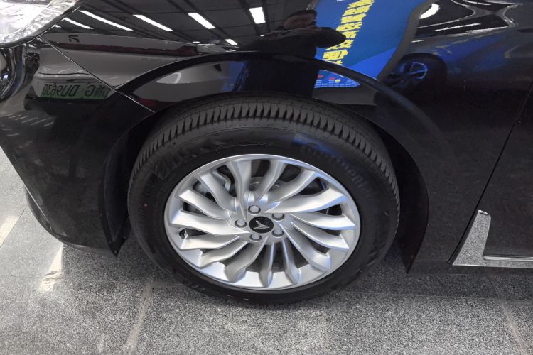 岚图汽车 岚图梦想家 2024款 PHEV 超长续航卓越版车身外观6007