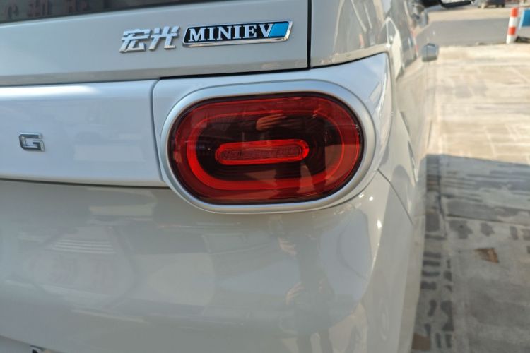 五菱汽车 宏光MINIEV 2024款 第三代 215km 青春版车身外观6006