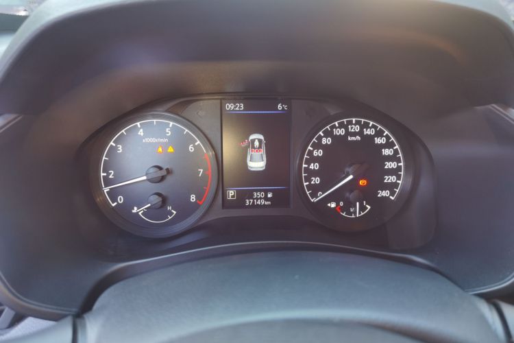 日产 天籁 2021款 2.0L XL 舒适版中控内饰14