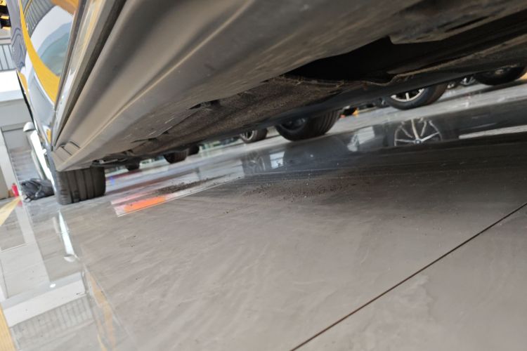 比亚迪 汉 2022款 EV 创世版 610KM四驱尊享型局部细节9001