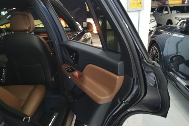 林肯 飞行家 2022款 3.0T V6 四驱尊雅版中控内饰45