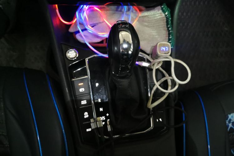 大众 朗逸 2018款 280TSI DSG豪华版 国V中控内饰18