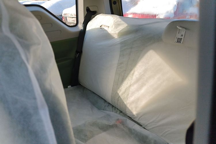 吉利银河 2025款 210km 熊猫骑士中控内饰21