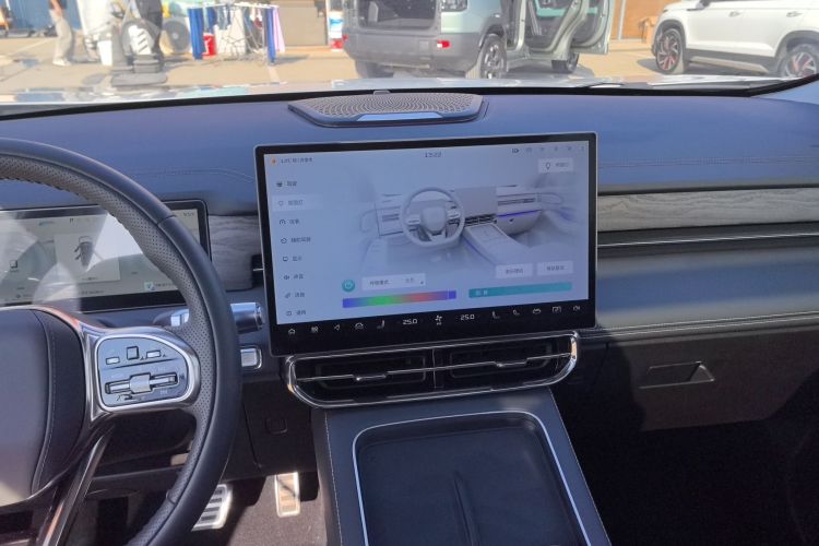 捷途山海L9 2025款 1.5TD 2DHT 旗舰版 6座中控内饰16