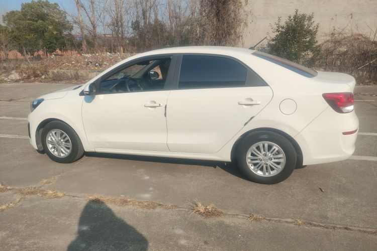 起亚 焕驰 2017款 1.4L 手动智享版Value车身外观4