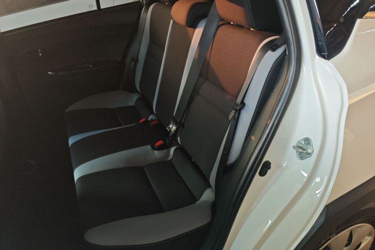 丰田 YARiS L 致炫 2021款 致炫X 1.5L CVT领先版中控内饰7004