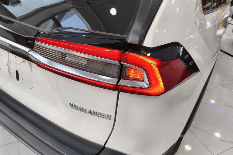 丰田 威兰达 2023款 2.0L CVT两驱领先版车身外观6006