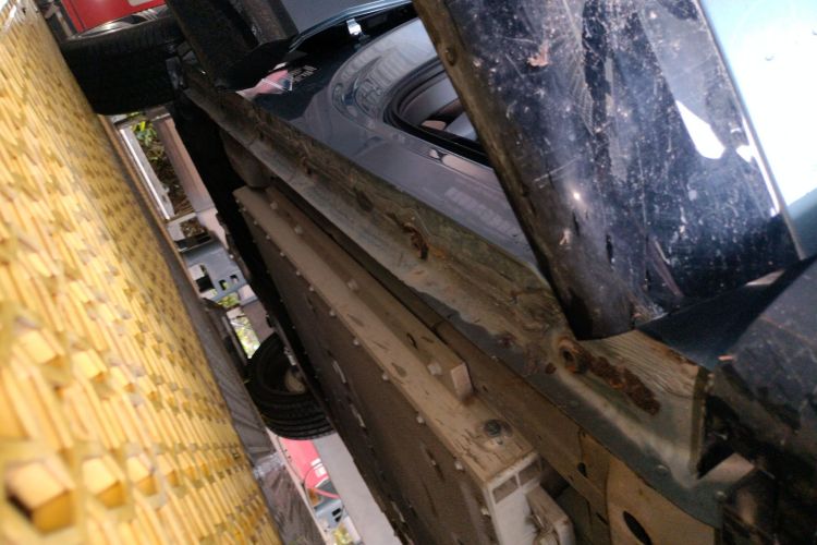 领克08 EM-P 2025款 220km 四驱性能Halo局部细节9001