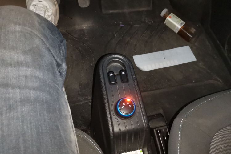 五菱汽车 宏光MINIEV 2020款 自在款 三元锂中控内饰18