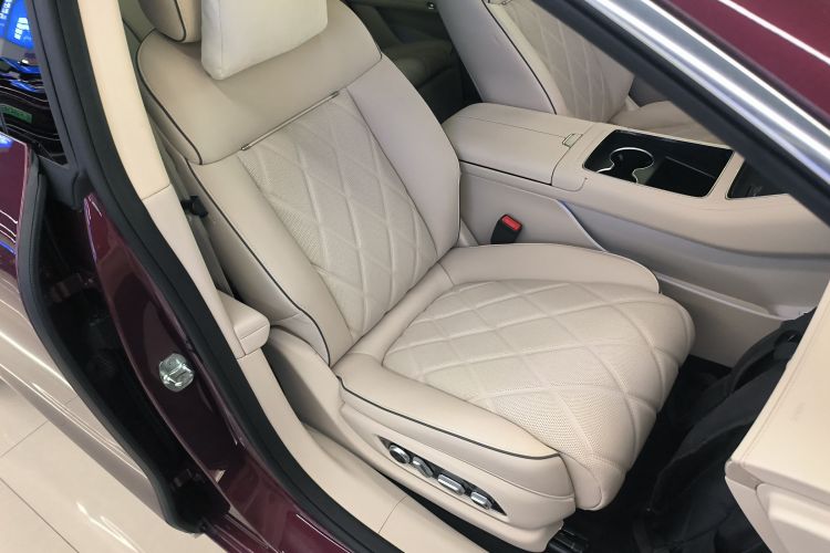 鸿蒙智行 享界S9 2025款 增程 Ultra局部细节41