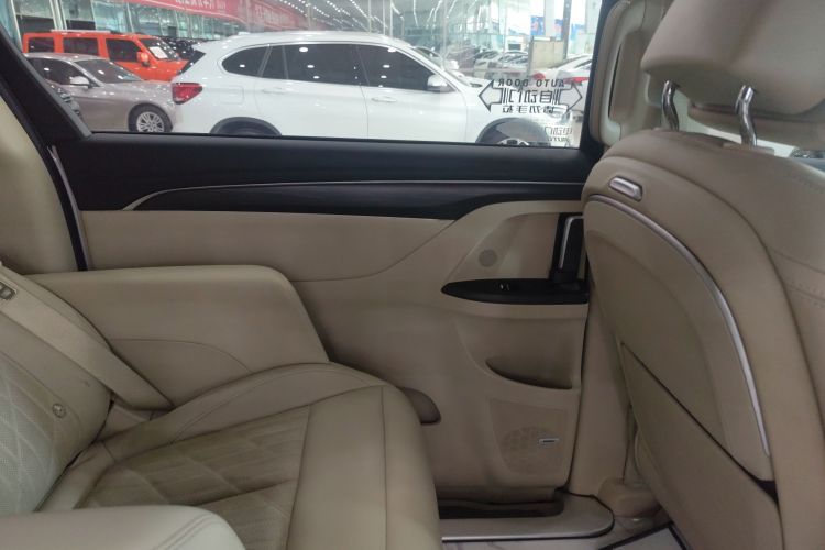 别克GL8 2022款 ES陆尊 653T 旗舰型中控内饰49