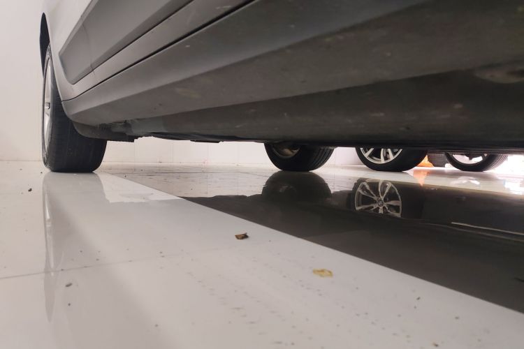 保时捷 2021款 Macan 2.0T机舱底盘29